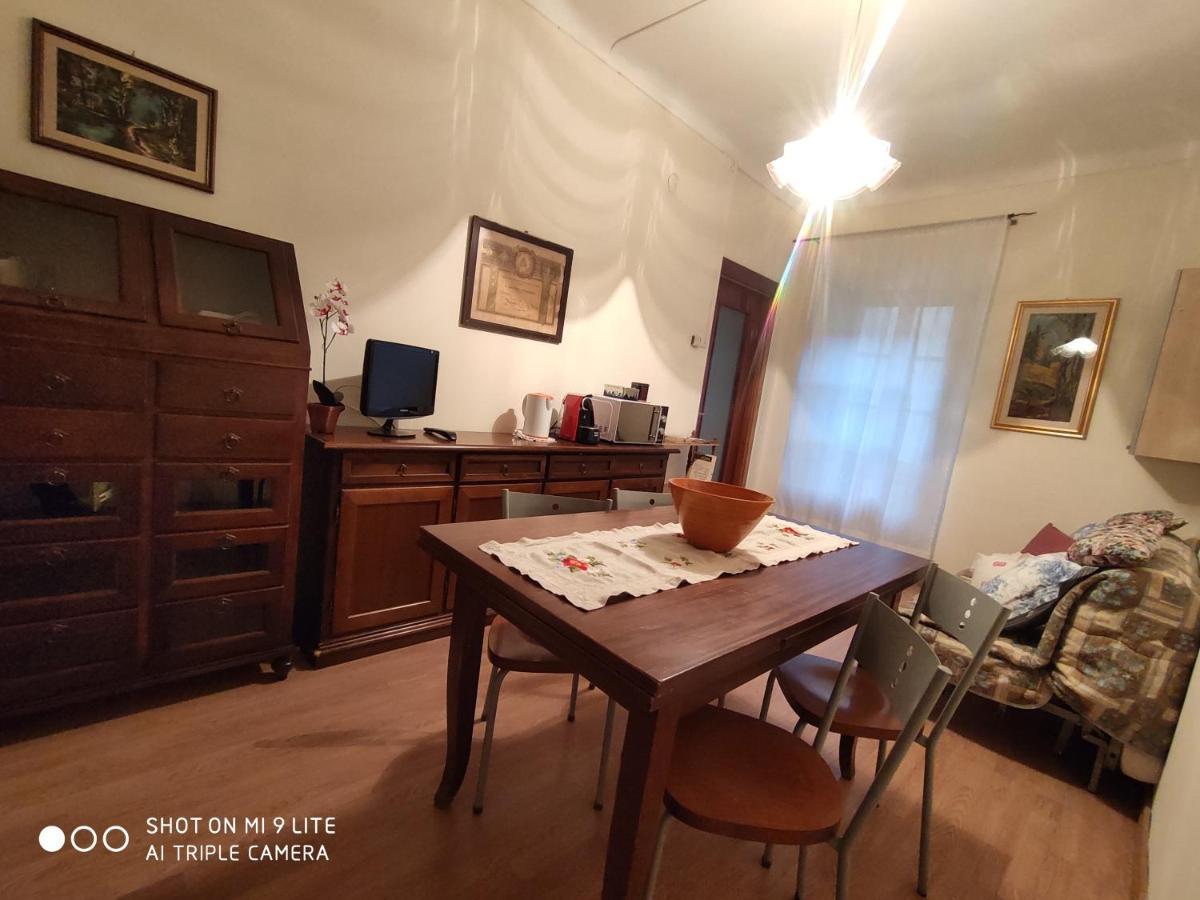 Апартаменти Ex Ostu Impero: Vino, Tartufo Ed Ospitalita Ла-Морра Екстер'єр фото